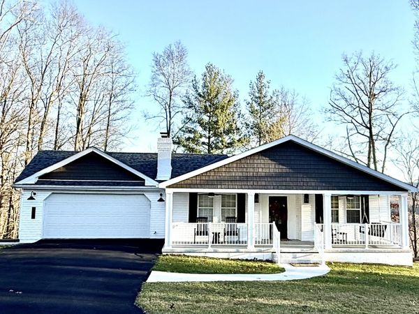 362 Rosemary St, Princeton, WV 24739