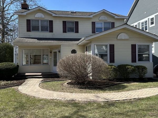 331 S Julian Street, Naperville, IL 60540