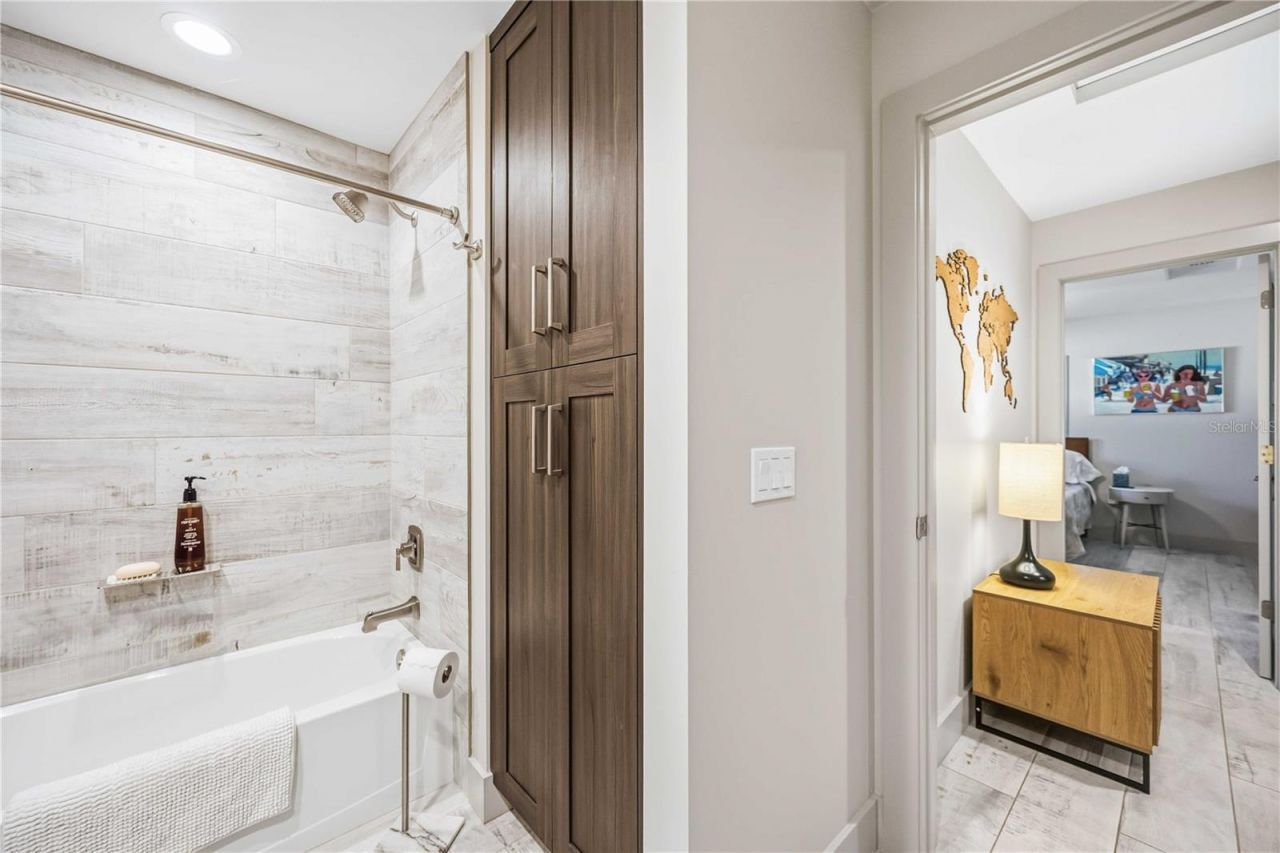 2117 Riviera Drive, Sarasota, FL 34232 Photo