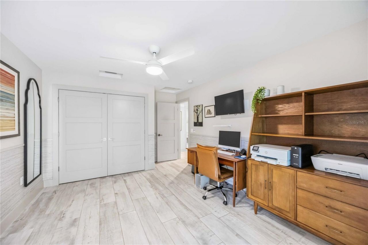 2117 Riviera Drive, Sarasota, FL 34232 Photo