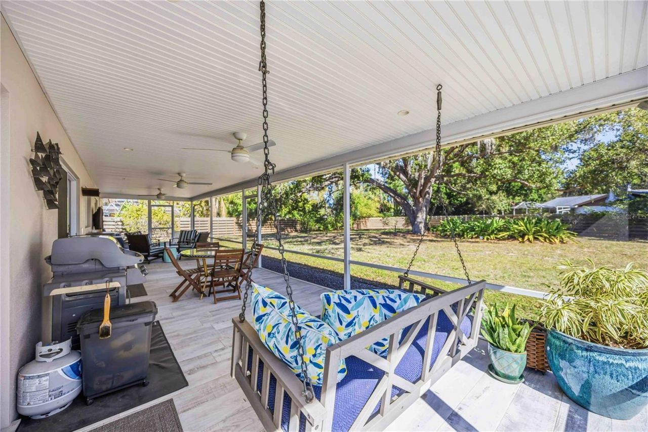 2117 Riviera Drive, Sarasota, FL 34232 Photo