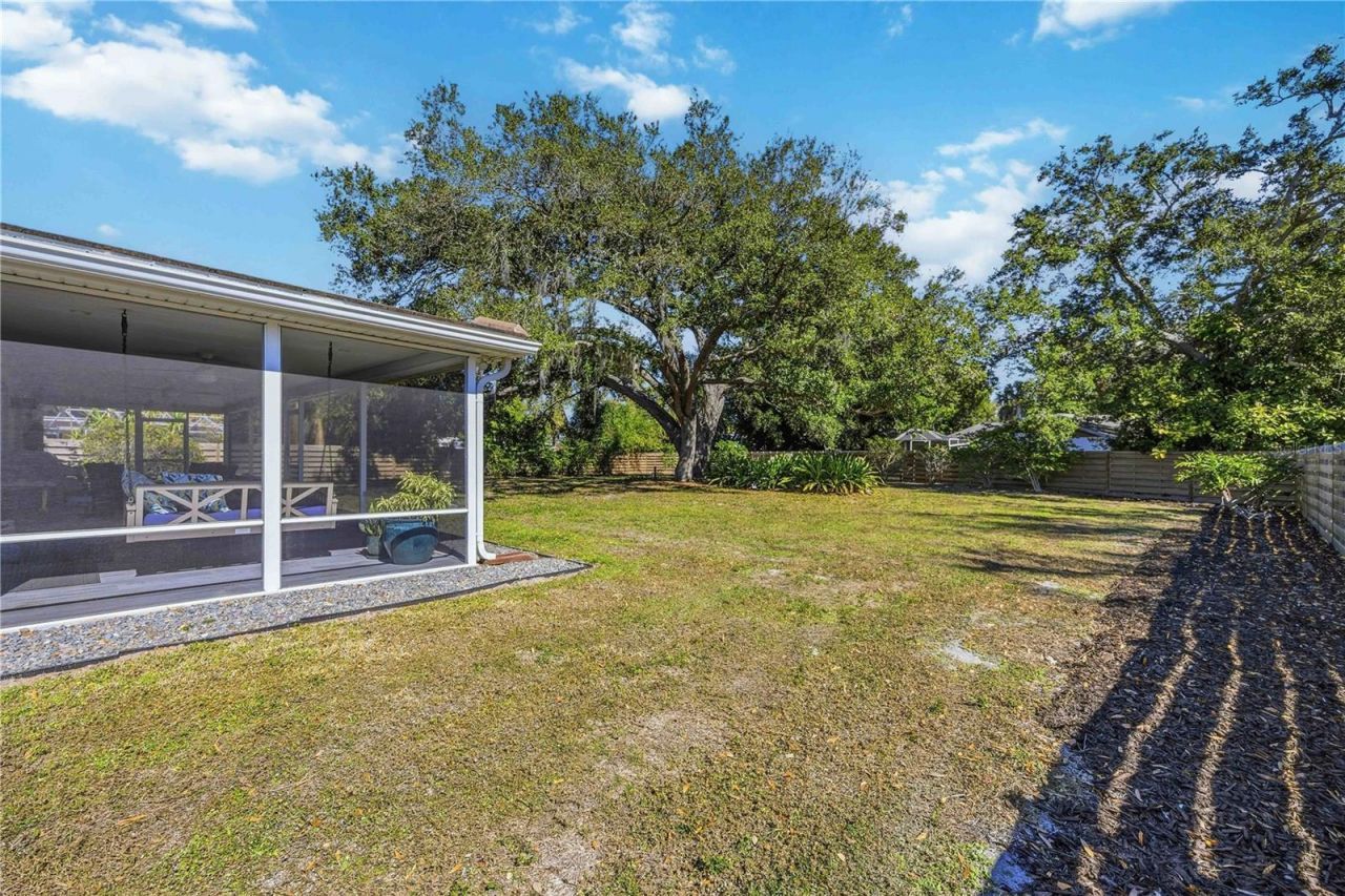 2117 Riviera Drive, Sarasota, FL 34232 Photo