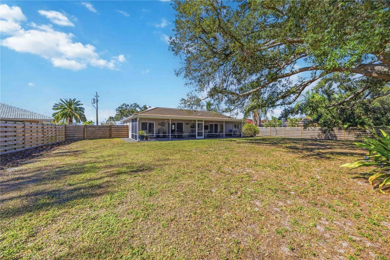 2117 Riviera Drive, Sarasota, FL 34232 Photo