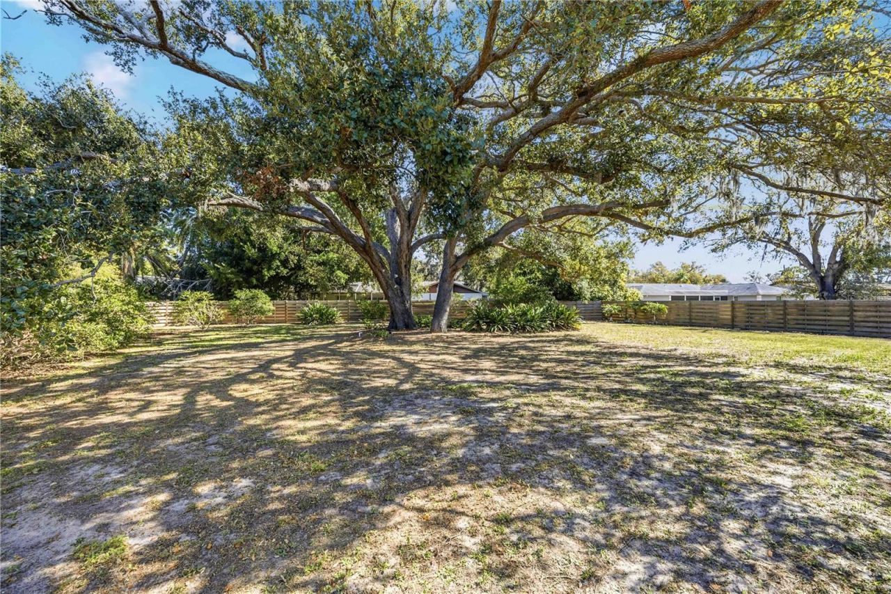 2117 Riviera Drive, Sarasota, FL 34232 Photo