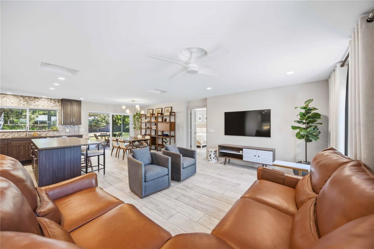 2117 Riviera Drive, Sarasota, FL 34232 Photo