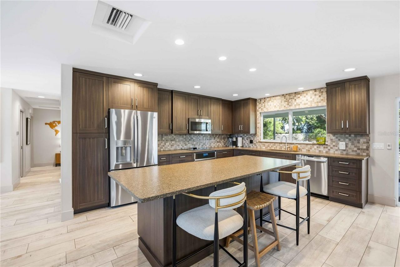 2117 Riviera Drive, Sarasota, FL 34232 Photo