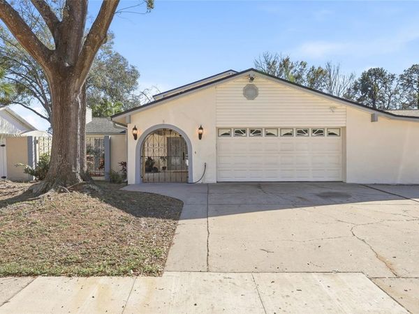 4024 DELLBROOK DRIVE, TAMPA, FL 33624