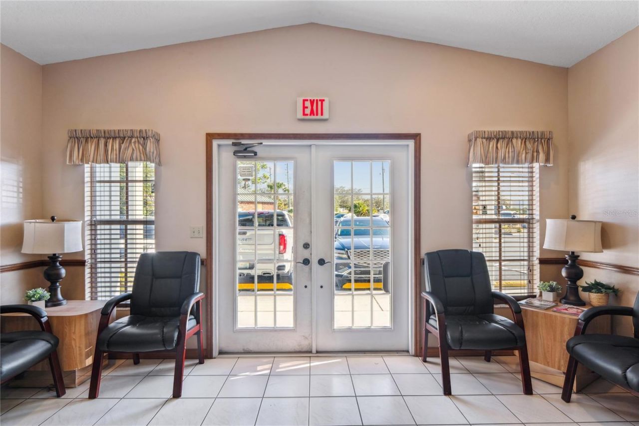 5300 Spring Hill Drive, Spring Hill, FL 34606 Photo