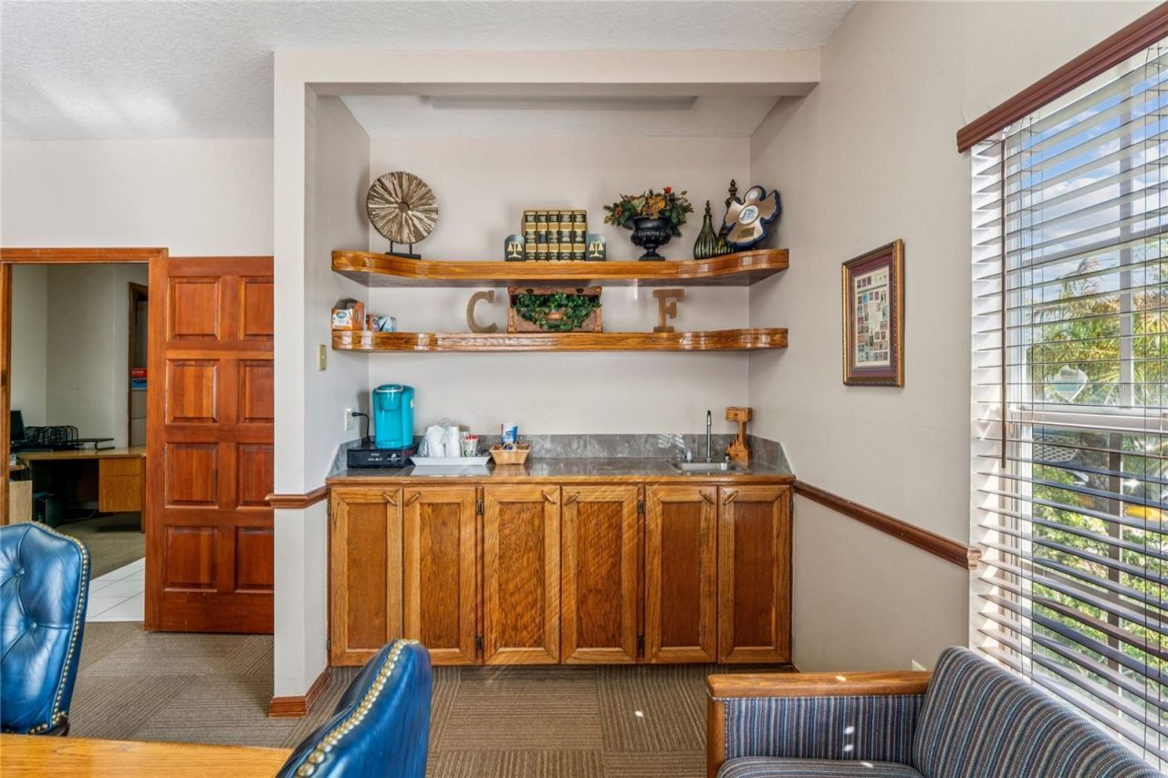 5300 Spring Hill Drive, Spring Hill, FL 34606 Photo