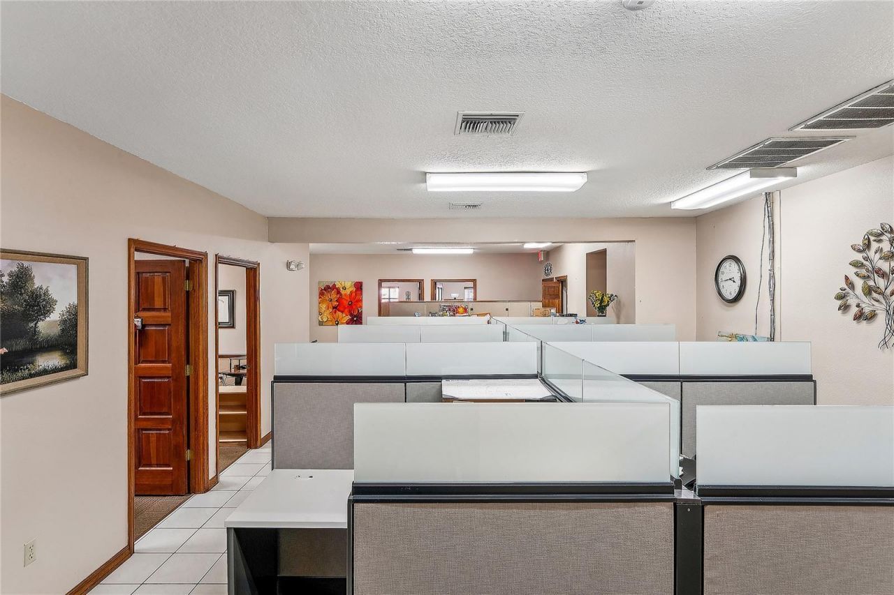 5300 Spring Hill Drive, Spring Hill, FL 34606 Photo