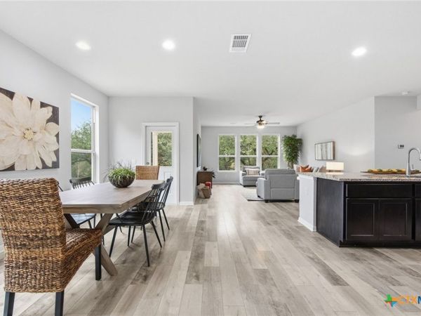 2211 Limestone Lake Drive, Unit 40, Georgetown, TX 78633