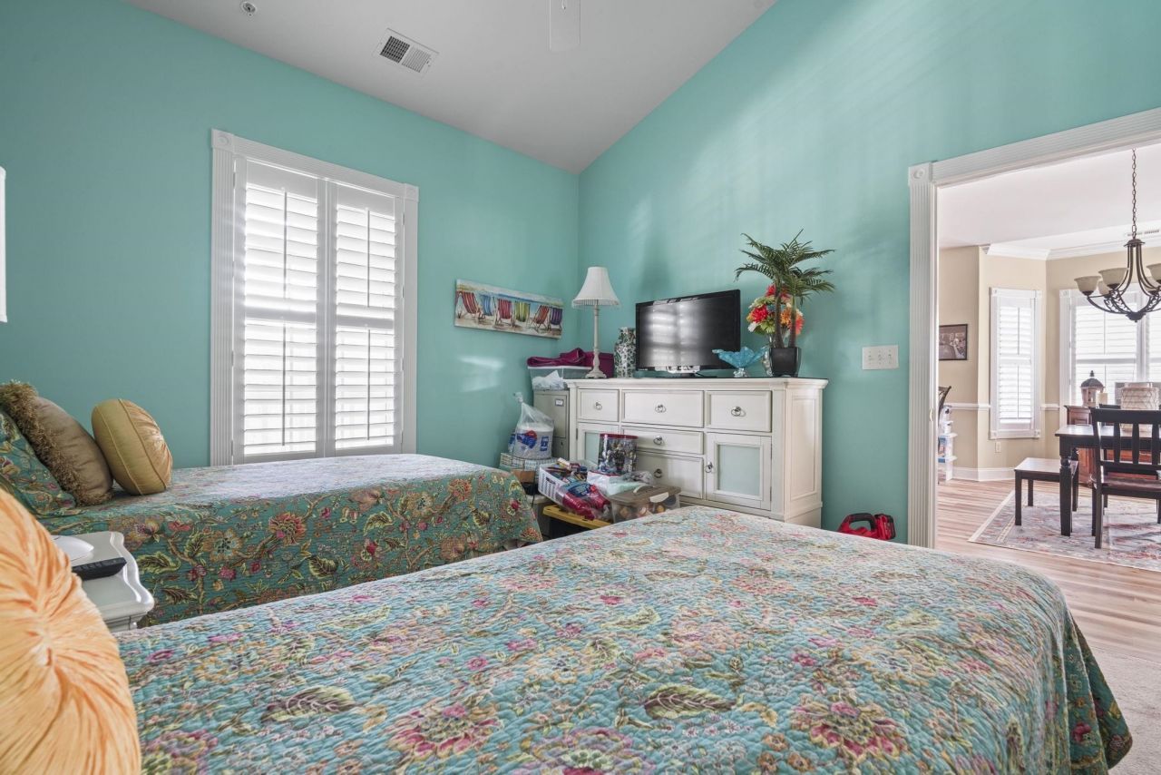 4843 Luster Leaf Circle  Photo 14