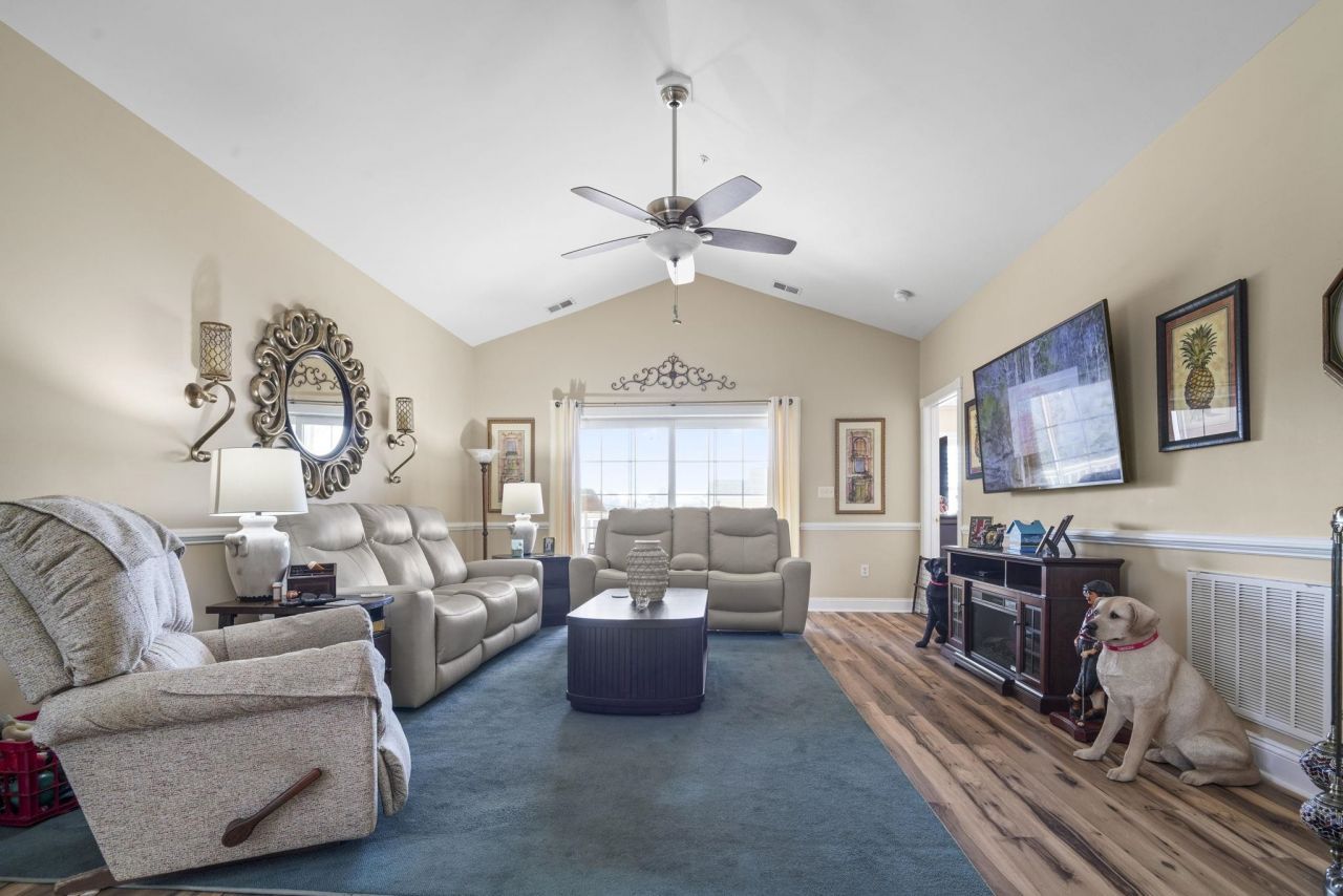 4843 Luster Leaf Circle  Photo 19