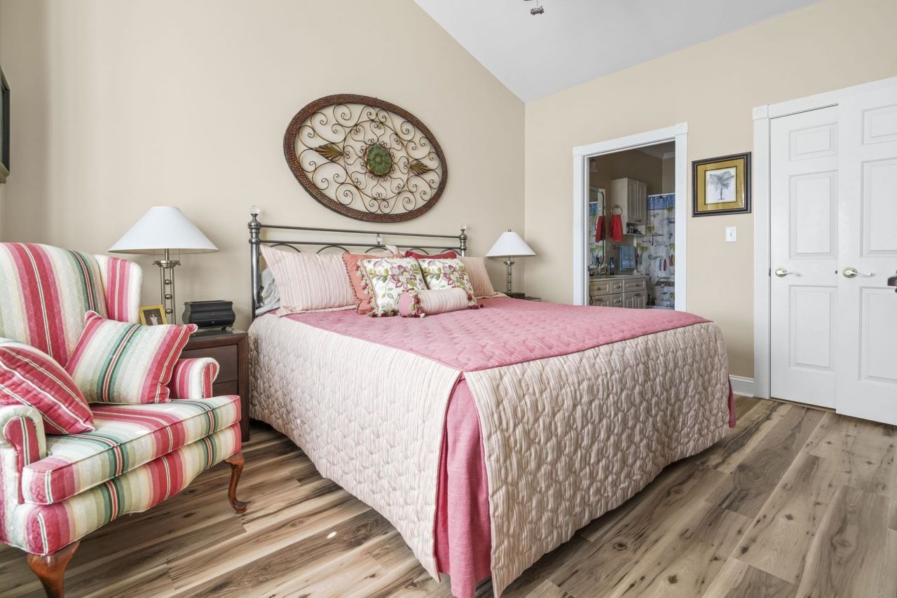 4843 Luster Leaf Circle  Photo 21