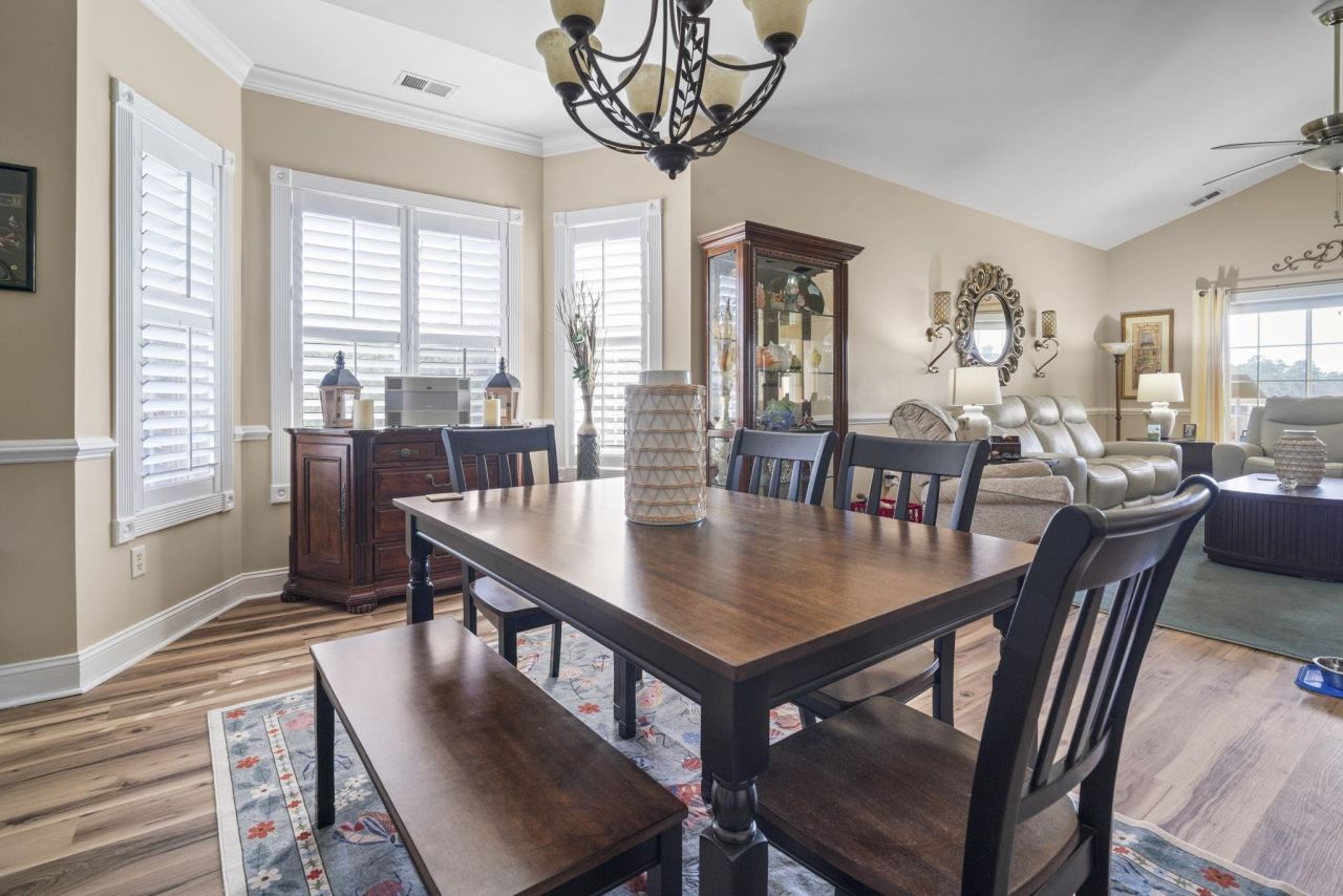 4843 Luster Leaf Circle  Photo 9