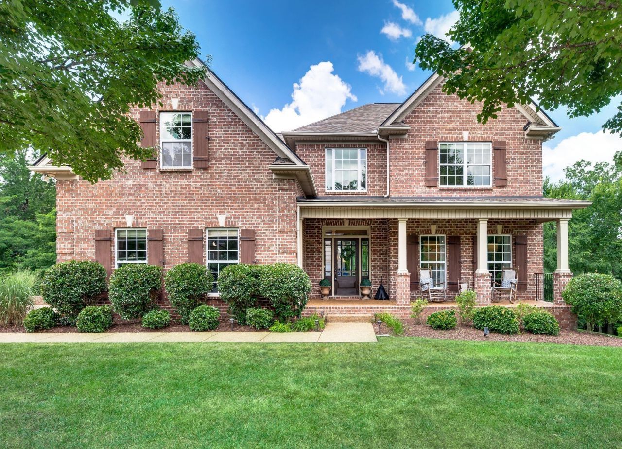 1542 Red Oak Ln, Brentwood, TN 37027 Main Photo