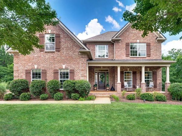 1542 Red Oak Ln, Brentwood, TN 37027