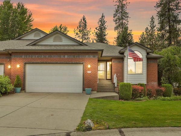 307 W Arrow Ln, Spokane, WA 99208