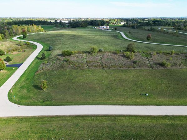 7707 Hidden Pine Lane, Richmond, IL 60071