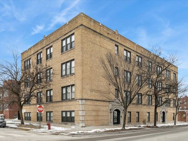 6146 N Ravenswood Avenue, Unit 2, Chicago, IL 60660