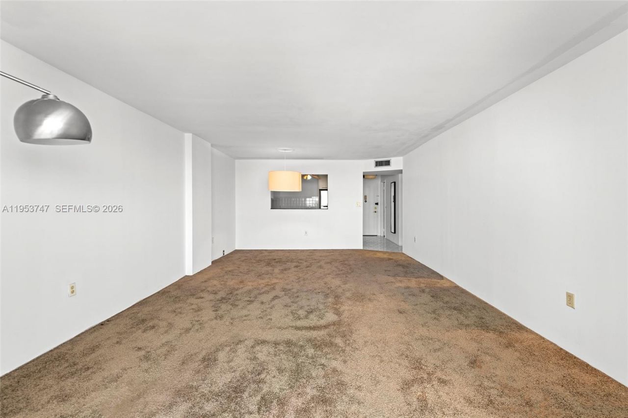 2780 NE 183rd St , Unit 1911, Aventura, FL 33160 Photo