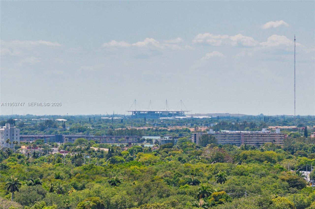 2780 NE 183rd St , Unit 1911, Aventura, FL 33160 Photo