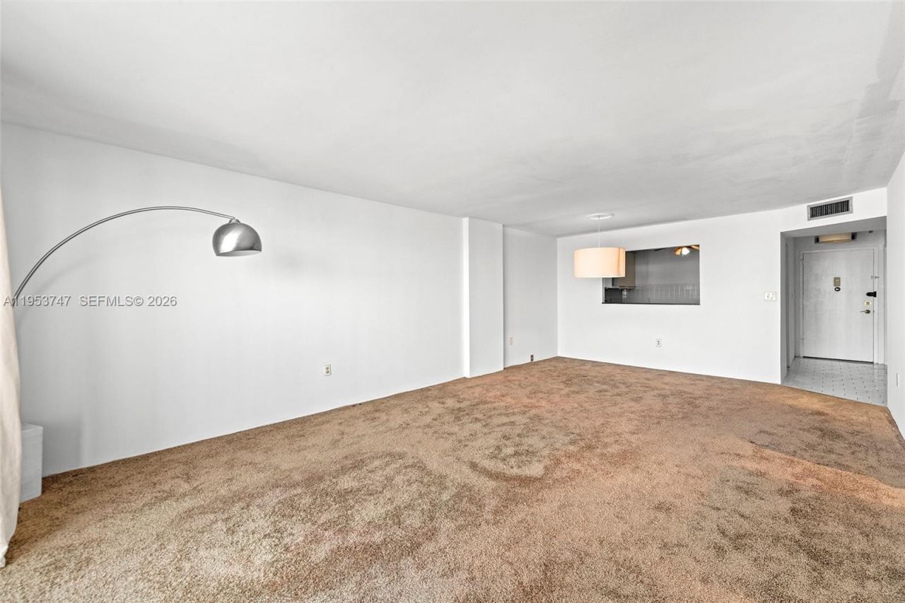 2780 NE 183rd St , Unit 1911, Aventura, FL 33160 Photo