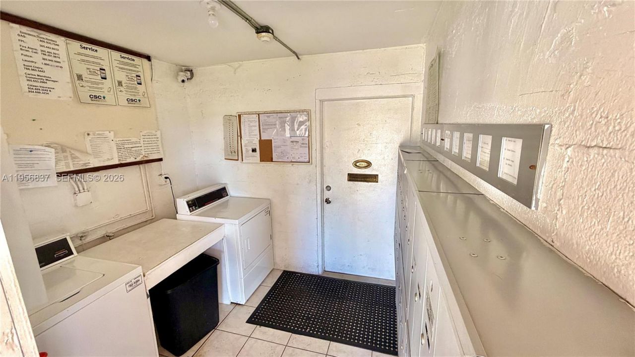 20311 NE 2nd Ave, Unit 27, Miami, FL 33179 Photo