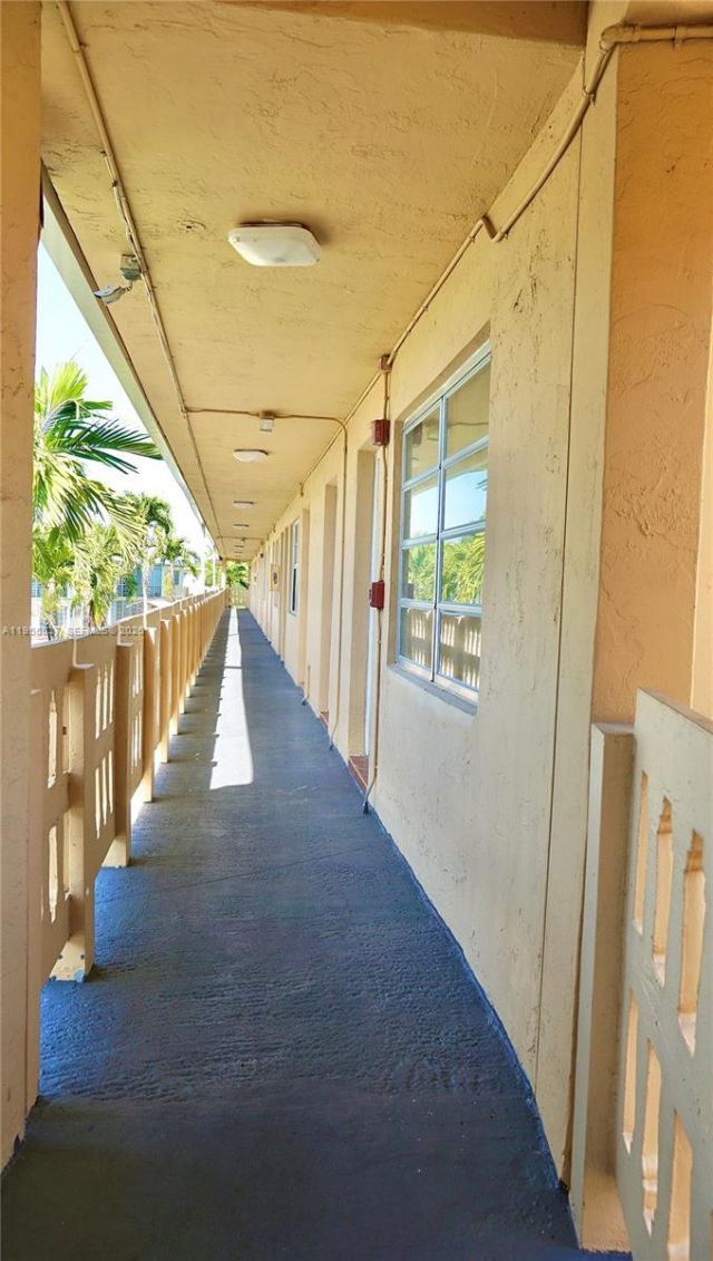 20311 NE 2nd Ave, Unit 27, Miami, FL 33179 Photo