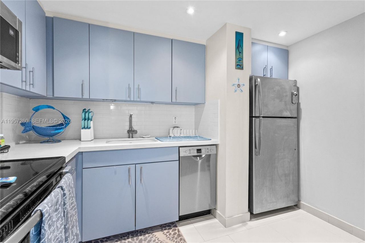 1345 Lincoln Rd, Unit 403, Miami Beach, FL 33139 Photo