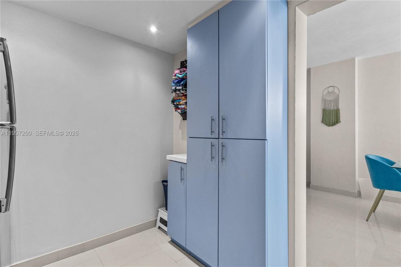 1345 Lincoln Rd, Unit 403, Miami Beach, FL 33139 Photo