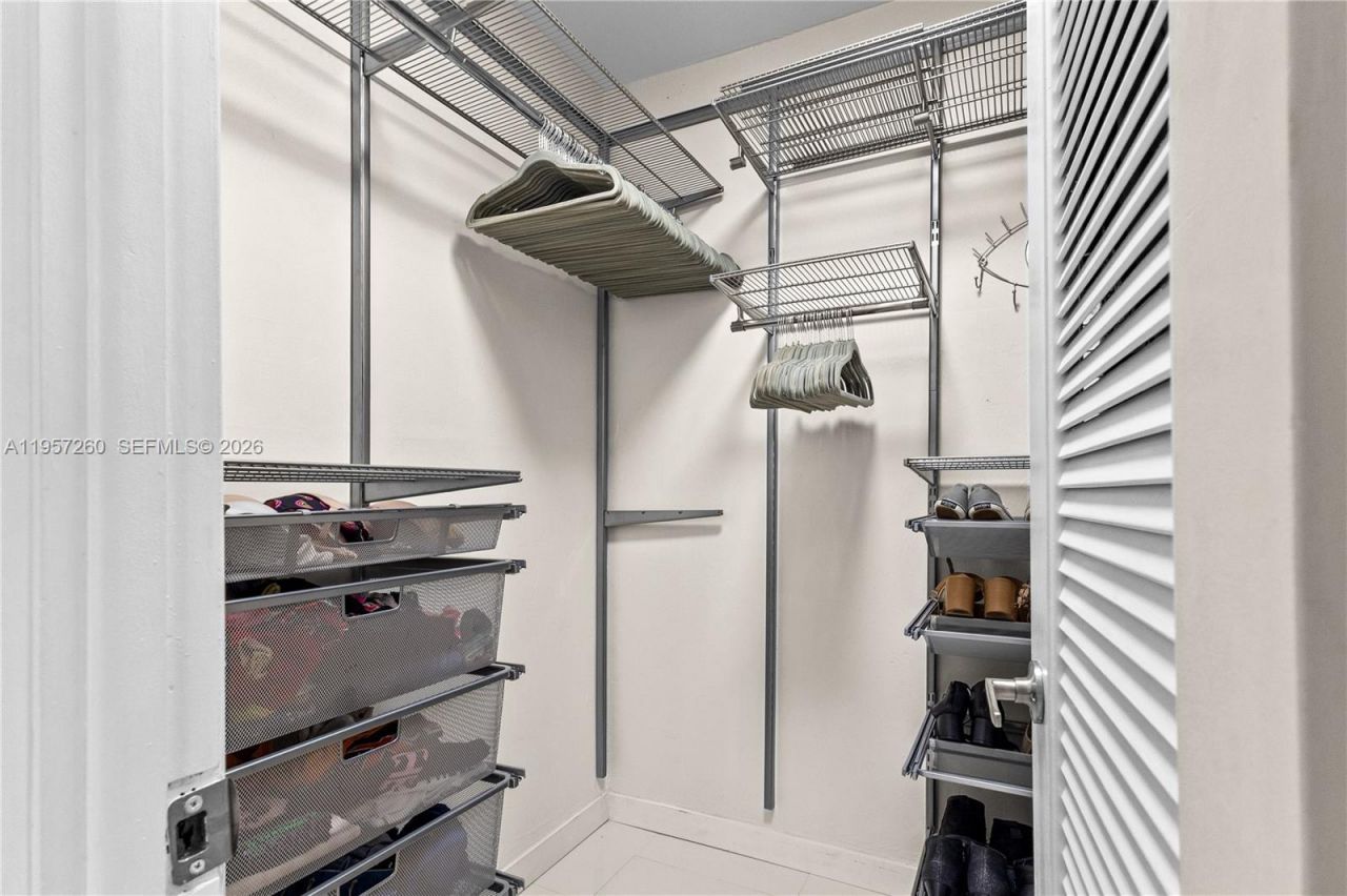 1345 Lincoln Rd, Unit 403, Miami Beach, FL 33139 Photo