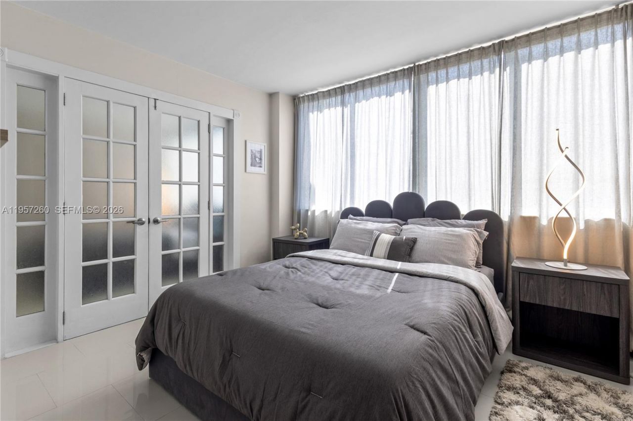 1345 Lincoln Rd, Unit 403, Miami Beach, FL 33139 Photo