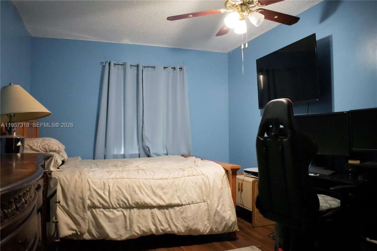 4144 Inverrary Dr, Unit 15G, Lauderhill, FL 33319 Photo