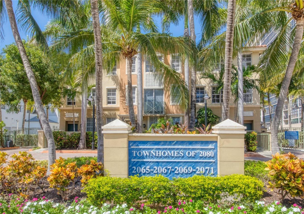 2067 S Ocean Dr, Unit TH5, Hallandale Beach, FL 33009 Photo