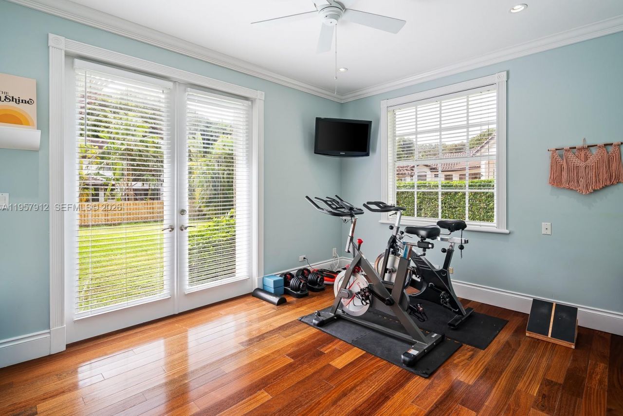 5770 SW 128th St , Pinecrest, FL 33156 Photo