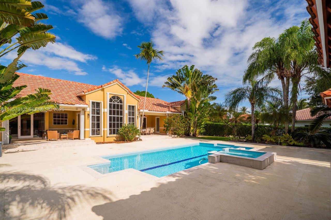 5770 SW 128th St , Pinecrest, FL 33156 Photo