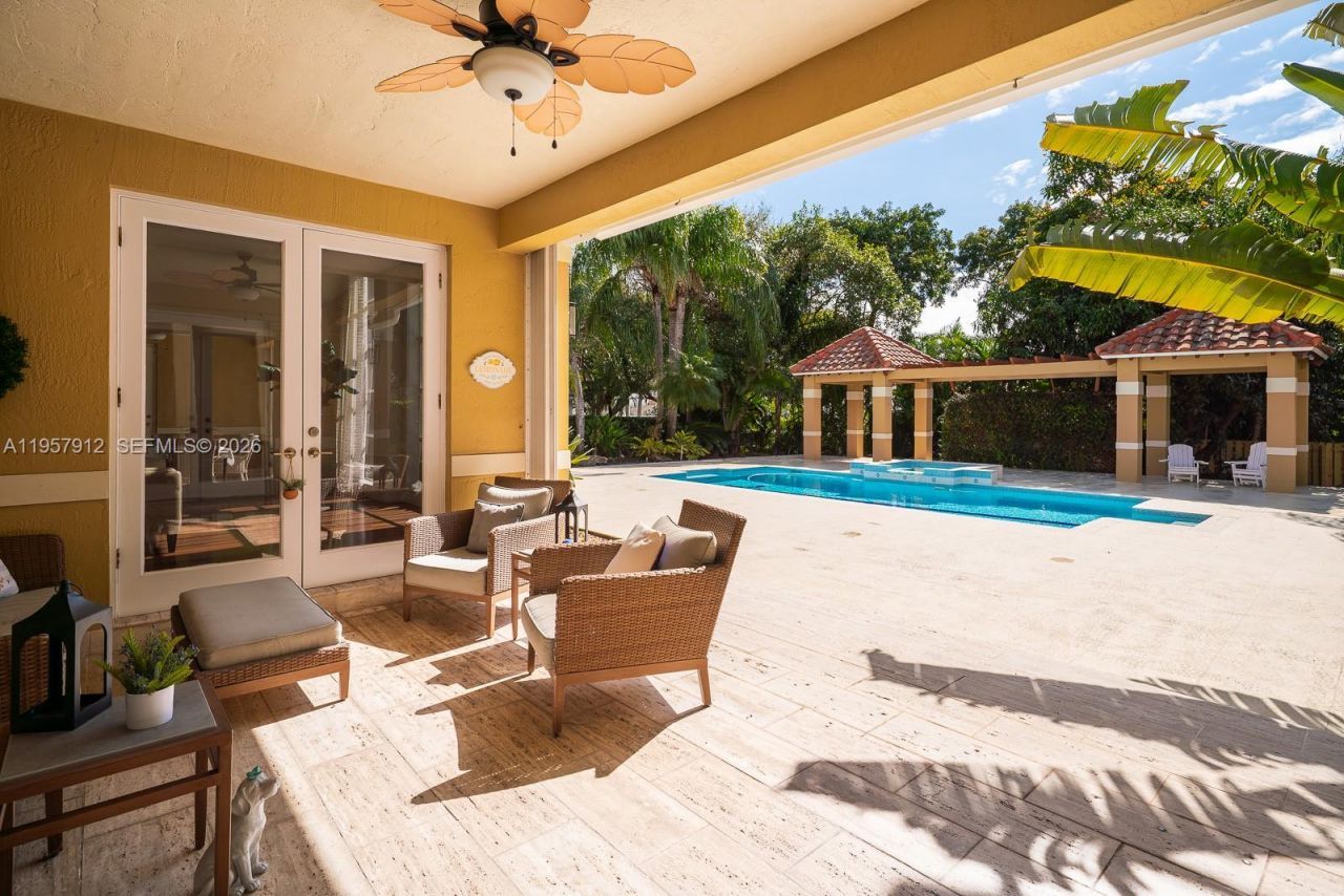 5770 SW 128th St , Pinecrest, FL 33156 Photo