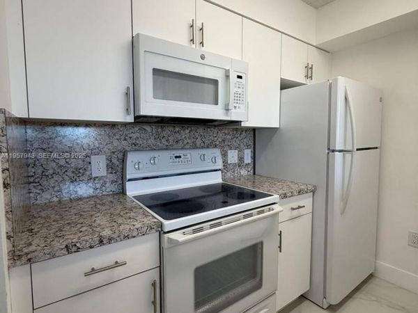 12166 Saint Andrews Pl , Unit 210, Miramar, FL 33025