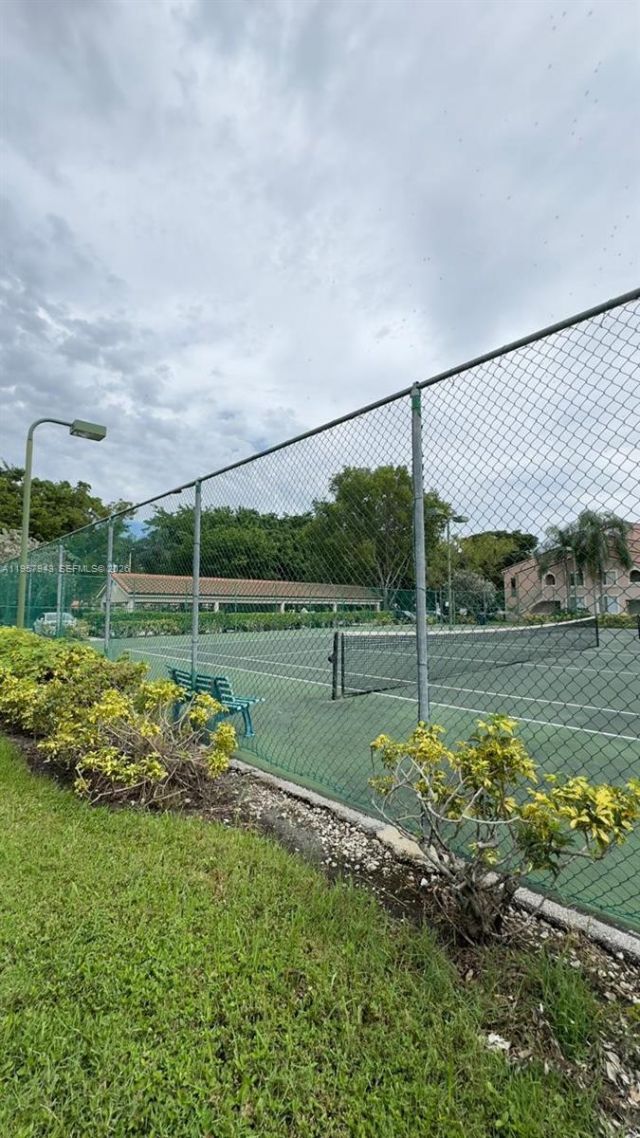 12166 Saint Andrews Pl , Unit 210, Miramar, FL 33025 Photo