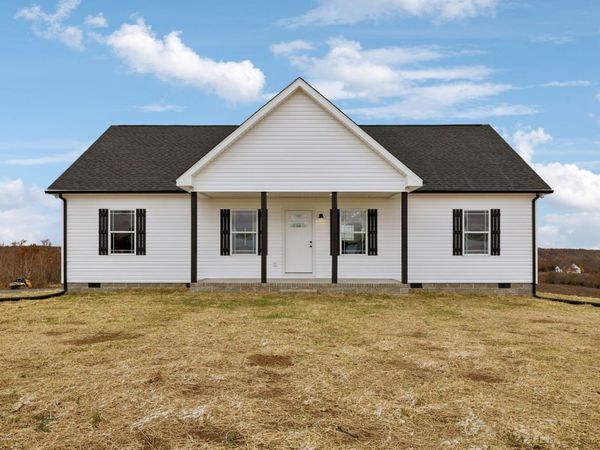 2623 Oak Knob Rd, Lafayette, TN 37083