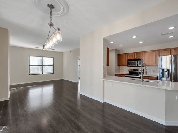 3040 NW Peachtree Road NW, Unit 704, Atlanta, GA 30305