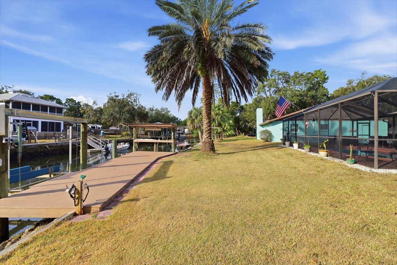 11290 W Amerindian Court, Crystal River, FL 34429 Photo