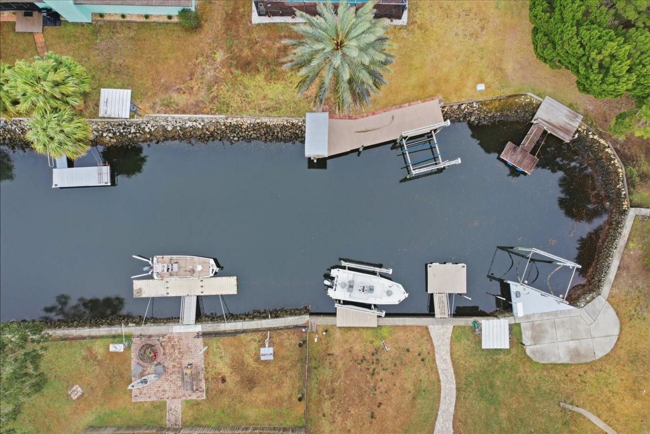 11290 W Amerindian Court, Crystal River, FL 34429 Photo