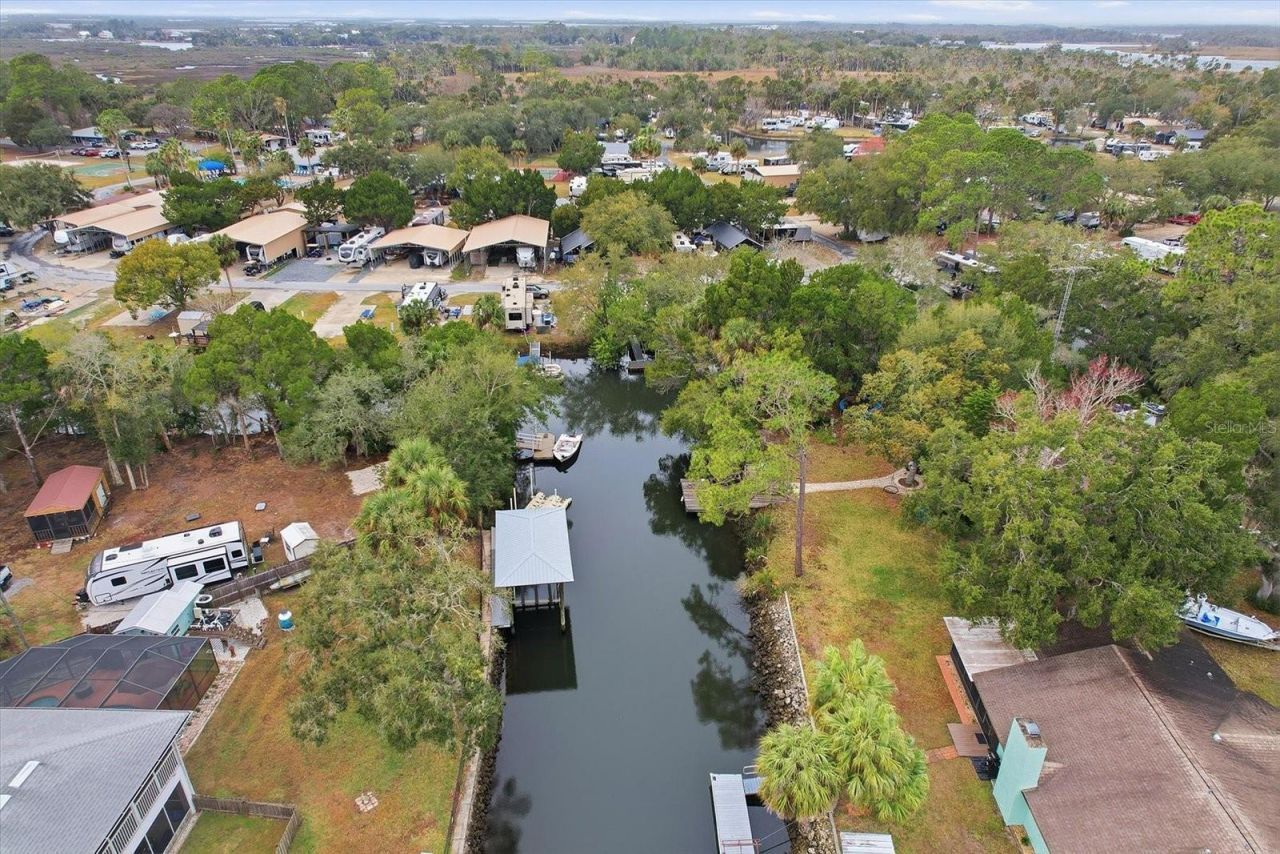 11290 W Amerindian Court, Crystal River, FL 34429 Photo