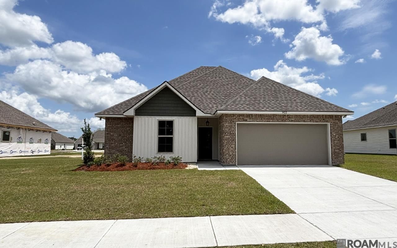1422 Marshland Avenue, Gonzales, LA 70737 Main Photo