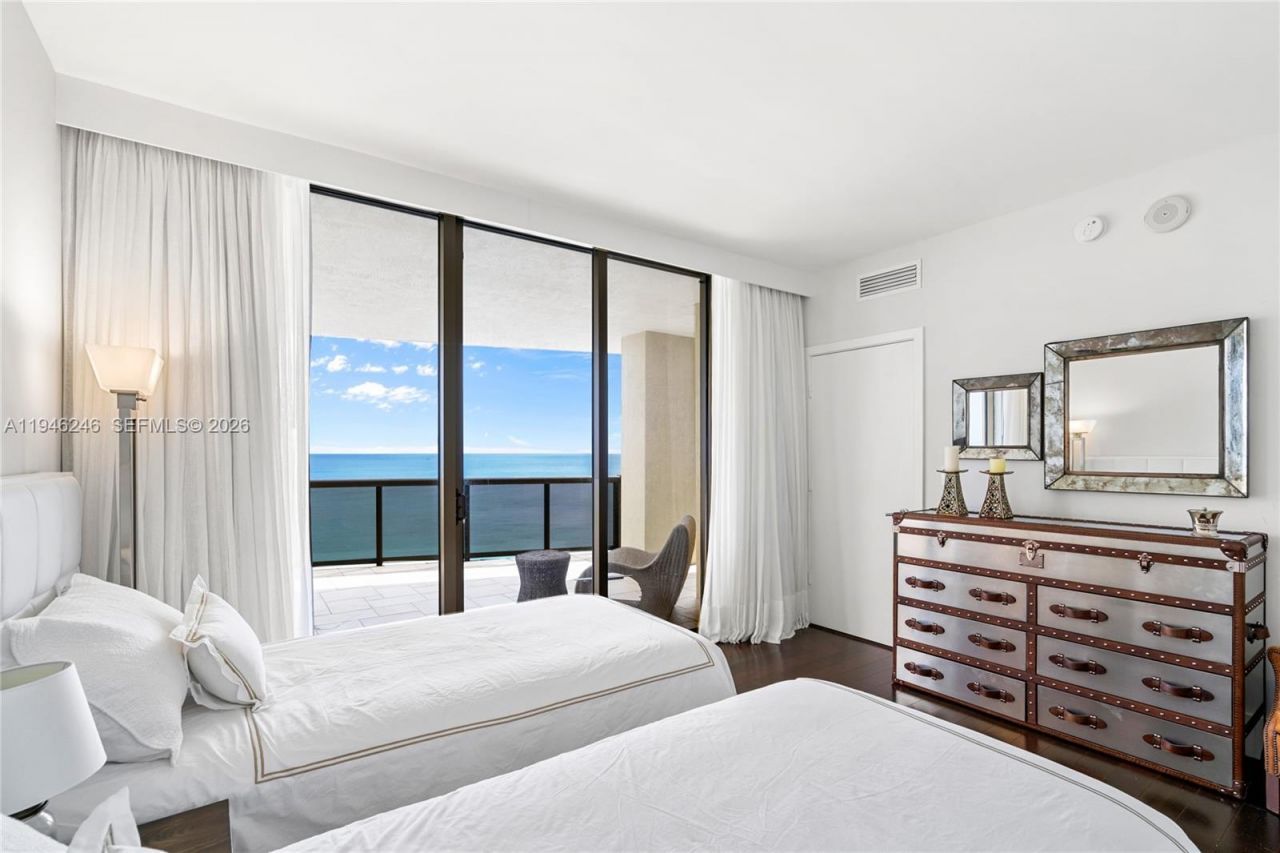 16275 Collins Ave, Unit 1501, Sunny Isles Beach, FL 33160 Photo