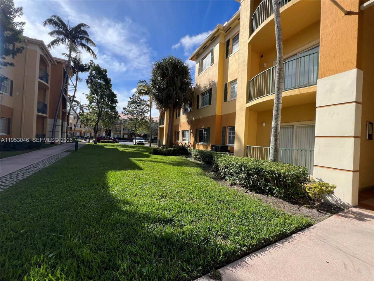 7290 NW 114th Ave, Unit 104-7, Doral, FL 33178 Photo