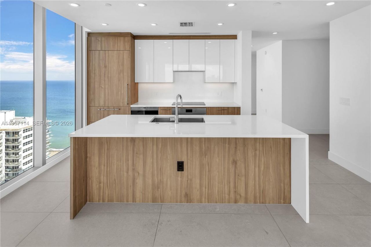 151 N Seabreeze Blvd, Unit 2003E, Fort Lauderdale, FL 33304 Photo