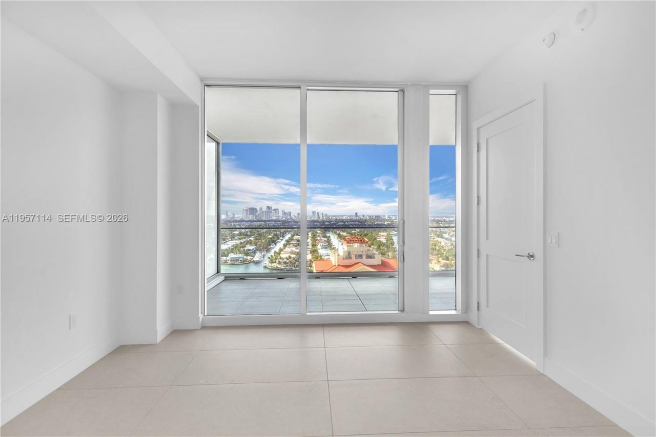 151 N Seabreeze Blvd, Unit 2003E, Fort Lauderdale, FL 33304 Photo